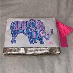Brand New Lilly Pulitzer Bon Voyage Pouch
